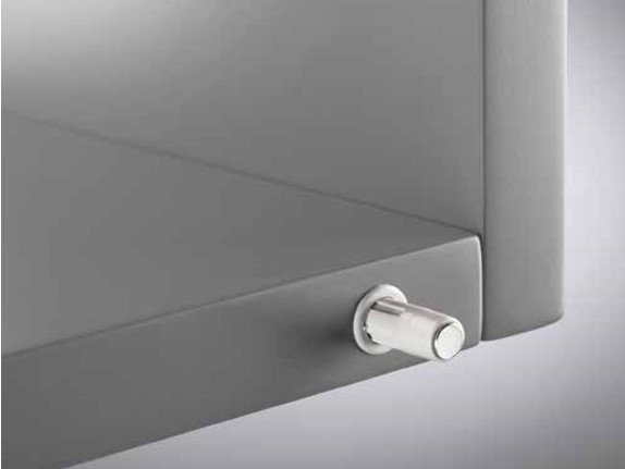 Толкатель Push Latch MC с магнитом, короткий, белый